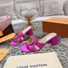 Louis Vuitton Slippers